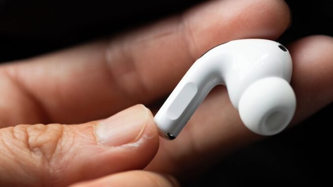 Apples neues Patent für Ohrhörer wird es ihnen ermöglichen, die Gedanken der Nutzer ohne deren Zustimmung zu lesen.