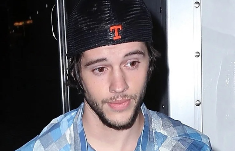 Disney star arrested for child rape.