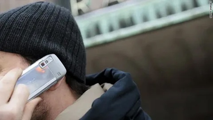 HHS launches urgent probe into cellphone cancer risks.