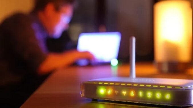 Jeder achte Erwachsene in den USA leidet unter einer Strahlenvergiftung durch WLAN-Router. Jeder achte Erwachsene in den USA leidet unter einer Strahlenvergiftung durch WLAN-Router.