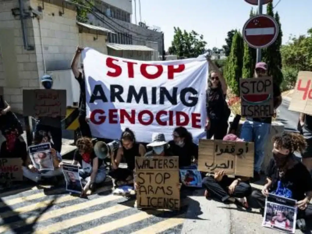 weapons shipment to Israel